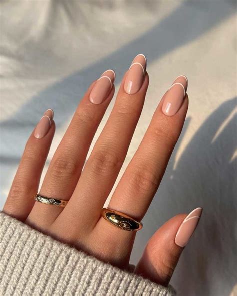 Unhas Amendoadas Curtas Decoradas - Ideas de Unhas Amendoadas Decoradas - Mulher Além da Mãe