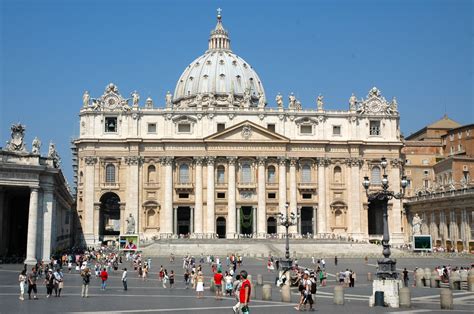 Basilica De Sao Pedro