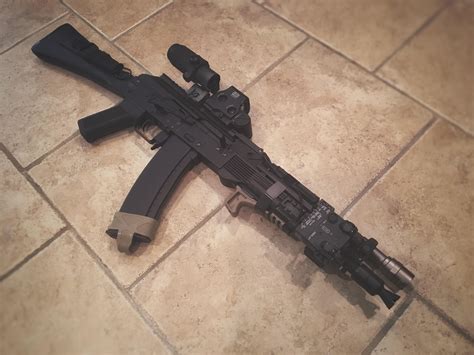 Small AK-105 update... The enhanced fire selector is an absolute must