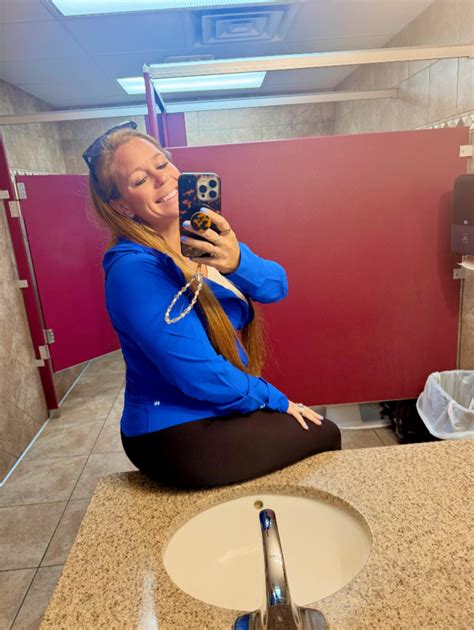 ThickMommy - ThickMommy added a new photo.