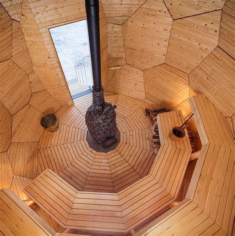 Goldendes Sauna-Ei - Schicke Schwitzerei