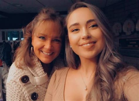 The Unimaginable Heartbreak of Losing Your Mom - Her View From Home