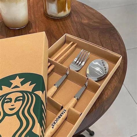 Starbucks Gift Set, Furniture & Home Living, Kitchenware & Tableware, Dinnerware & Cutlery on ...