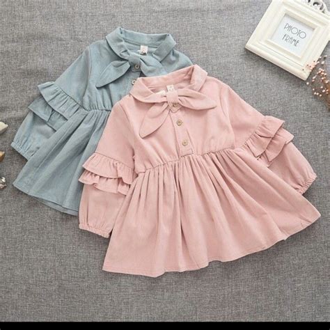 Simone Costa adlı kullanıcının Vestidos infantis panosundaki Pin ...