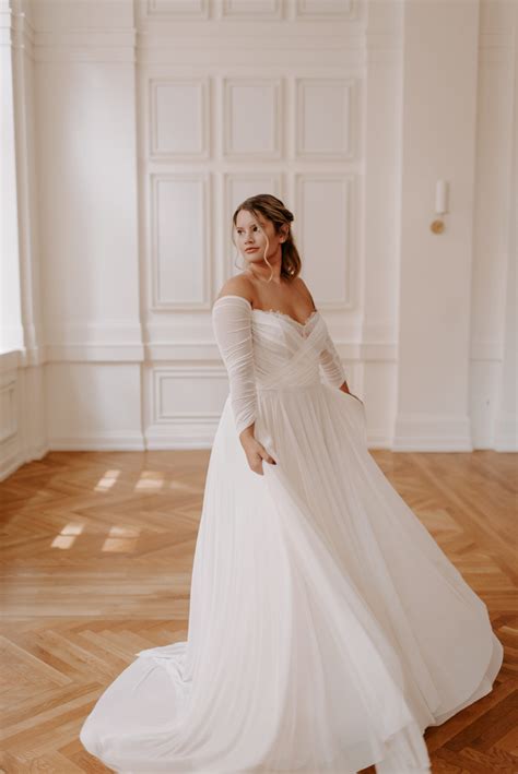 Lavender Park Bridal is a Size Inclusive Bridal Boutique in the