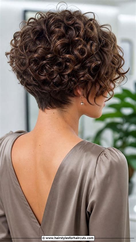 The Wedge Curly Haircut A Precise Architectural Style For Naturally Textured Hair