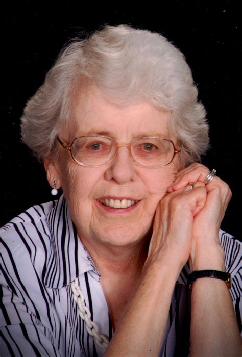 Elaine (Schoessow) Carr Obituary - Peoria, IL