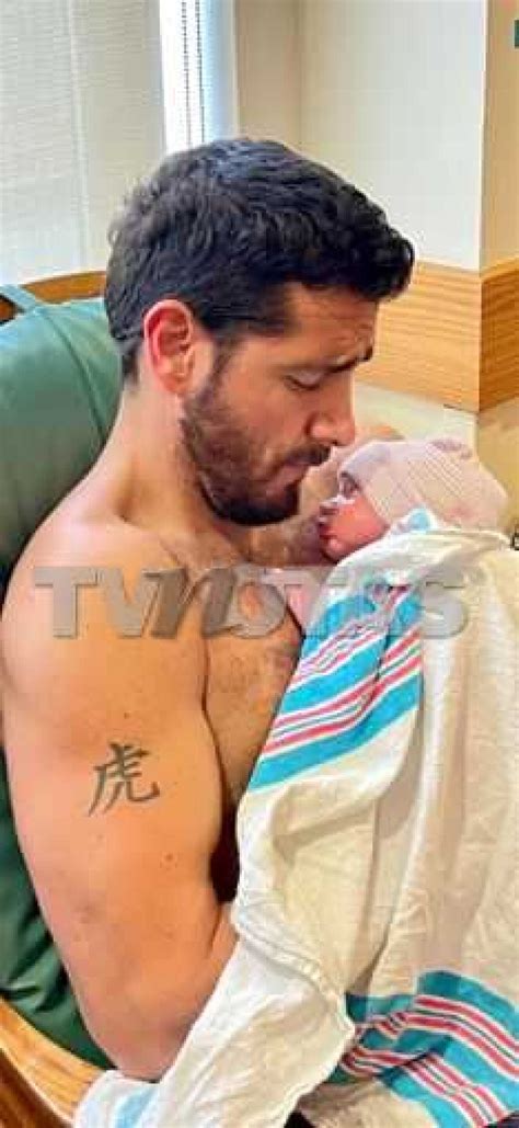 Paulo Quevedo ex integrante de Cairo, ya fue papá de un varoncito