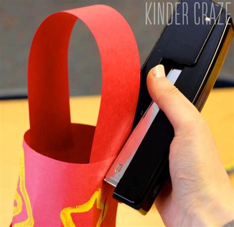 Easy Lantern Craft for Chinese New Year