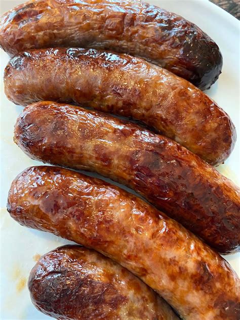 Delicious Air Fryer Bratwurst in 15 Minutes