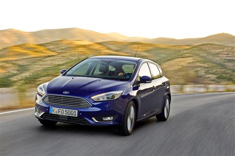 ford focus  review auto express