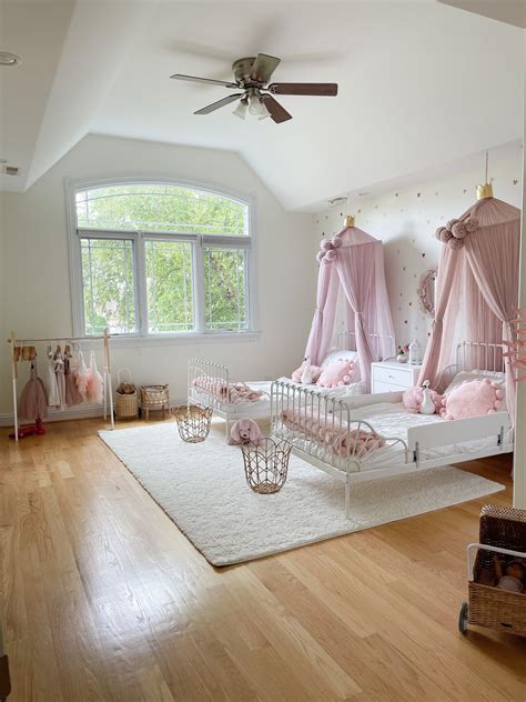 10 inspiring shared room layouts for girls the perfect bedding for all