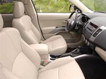 2007 Mitsubishi Outlander | Pricing, Ratings & Reviews | Kelley Blue Book