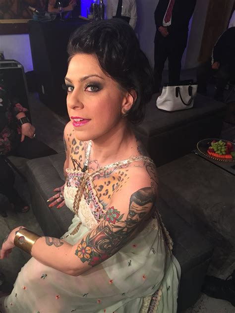 American Pickers Cast Danielle Colby at Martin Loya blog