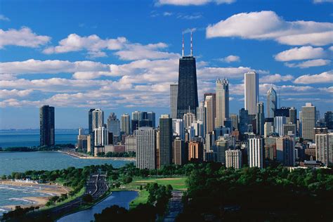 chicago stormy husky brawling city   big shoulders