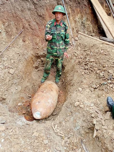 phat hien qua bom nang khoang  kg  son la