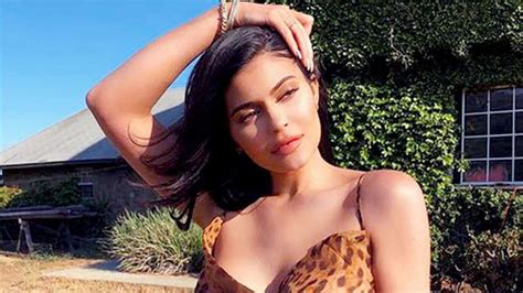 What Next? Kylie Jenner Gets Rise And Shine Trademarked!