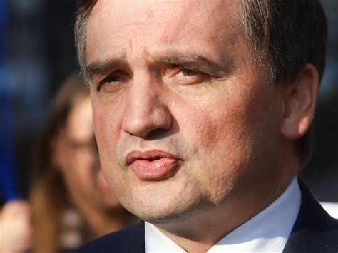 zbigniew ziobro  smierc ojca prokuratura krajowa  doniesieniach