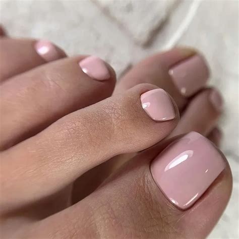 Trending Classy Summer Pedicure Colors to Wear in 2023