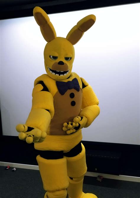 Full spring bonnie suit done : r/fivenightsatfreddys