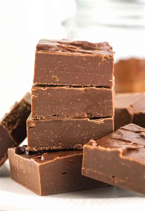 2 Ingredient Fudge (with condensed milk) - Vintage Kitchen Notes