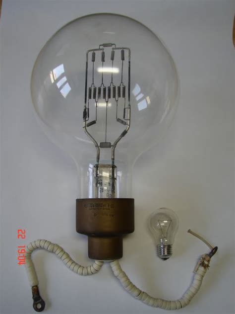 Lighting-Gallery.net - lamps/10000W (10kW) Bulb