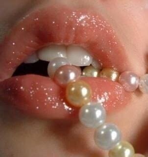 Pin by Yana on клубничная помада | Aphrodite aesthetic, Aphrodite ...