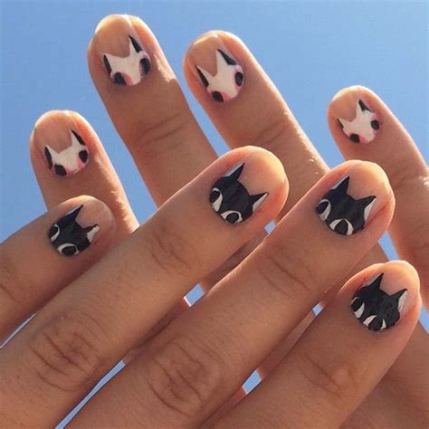 Летний маникюр: акцент на кутикулы | Halloween nails diy, Cat nails ...