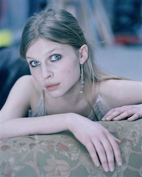 Digitalminx.com - Actresses - Clemence Poesy