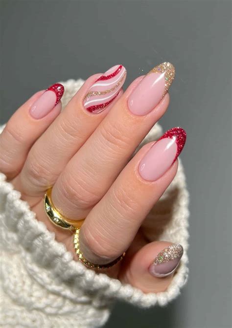 47 Insanely Cute December Nails and December Nail Designs You Have to