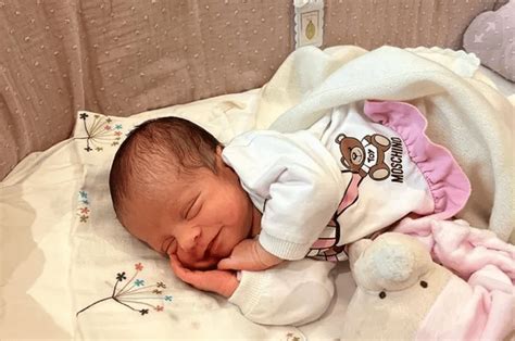 la fille de ronaldo sappelle bella esmeralda le matin