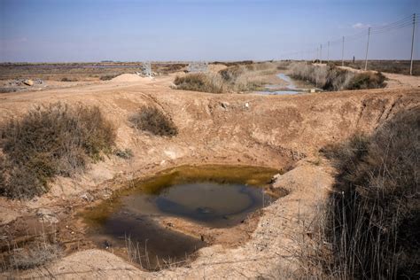 Photos: Iraq’s mighty Tigris river is drying up | Environment News | Al ...