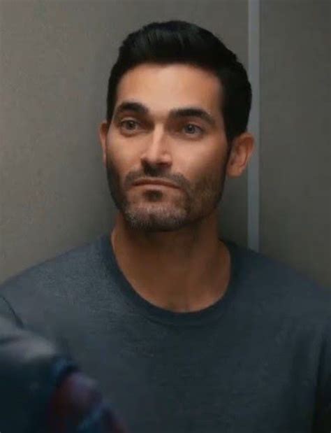 Tyler hoechlin s hairy chest – Artofit