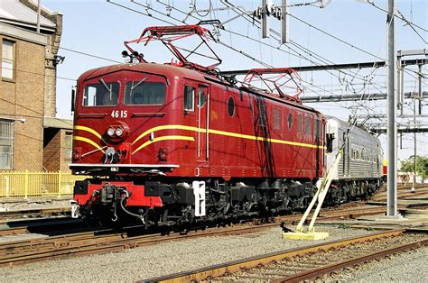 sets fleet electric locomotive