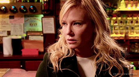 #usercrime / #crimeshowsource : KELLI GIDDISH as AMANDA ROLLINS Law ...