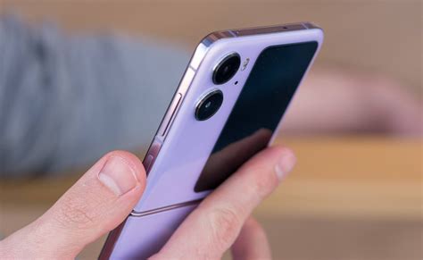 Складной смартфон OPPO Find N2 Flip представлен на глобальном рынке