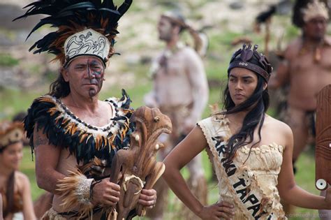 easter island gallery professional hiatus