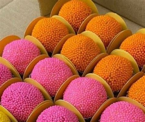 Lembrancinha Rosa E Laranja - Lembrancinha rosa e laranja | Convite de aniversário tropical, Lanches ...