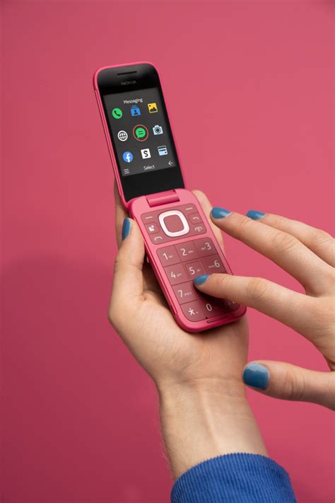 iTWire - HMD Global launches 2660 flip phone