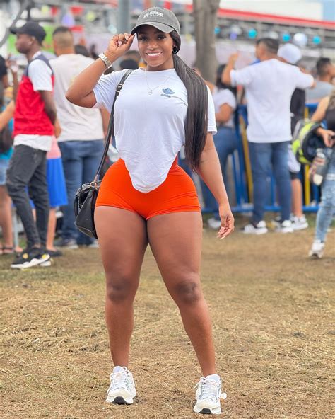 Yerimina Mina - Yerimina Mina added a new photo — in...