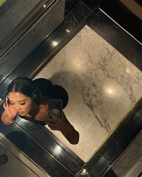 Kaia Kitsune | Trend check: Did I nail it or fail it? 😅💃 • • • #