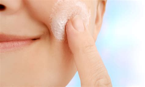 How Do You Choose the Best Cleansing Toner? - AGORA Cosmetics