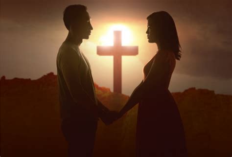 top  reasons christian couples   premarital counseling