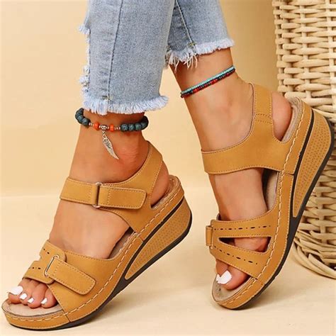 Sandalias Elegantes E Confortaveis - Sandálias Femininas Elegantes e Confortáveis Lupita, Amarelo / 40 ...