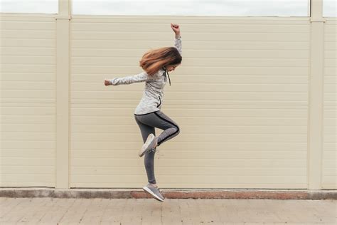 Woman Arrested For Doing Naked Jumping Jacks In Her Yard | iHeart