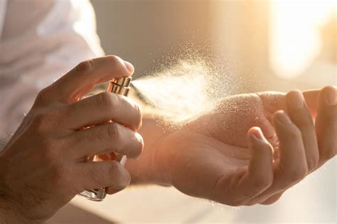 Como Se Tornar Perfumista - Para ser perfumista precisa de curso? Veja como se tornar e salário