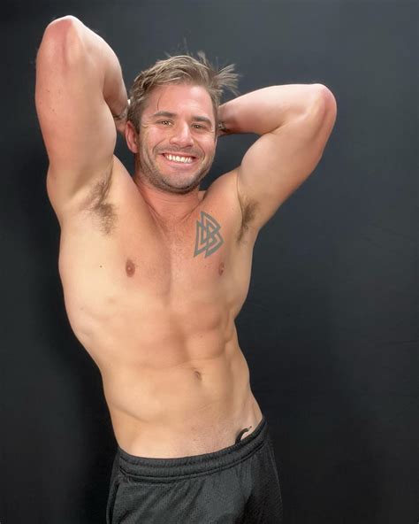 Nathan Bronson (@nathanbronsononlybackup) • Instagram photos and videos