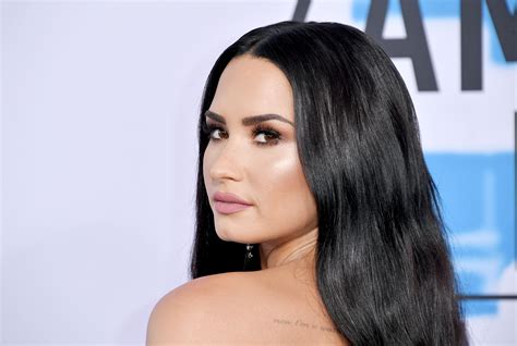 Demi Lovato Makeup Games | Saubhaya Makeup