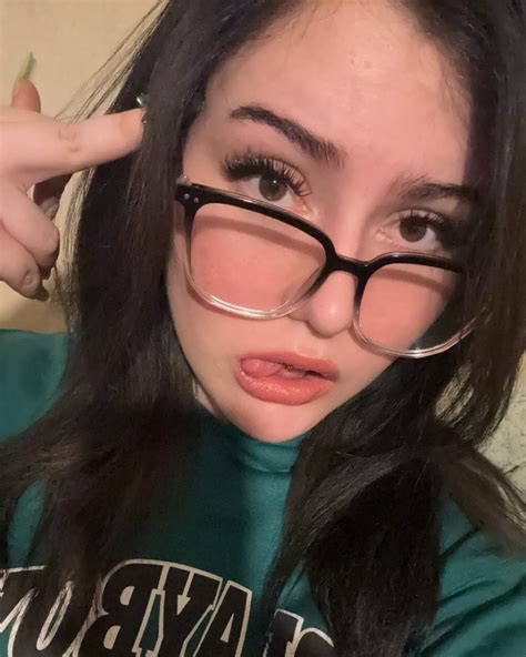 Lana Peach (@lilmisslanapeach) • Instagram photos and videos