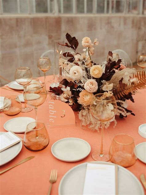 33 Fall Wedding Centerpieces: Rustic, Elegant & More